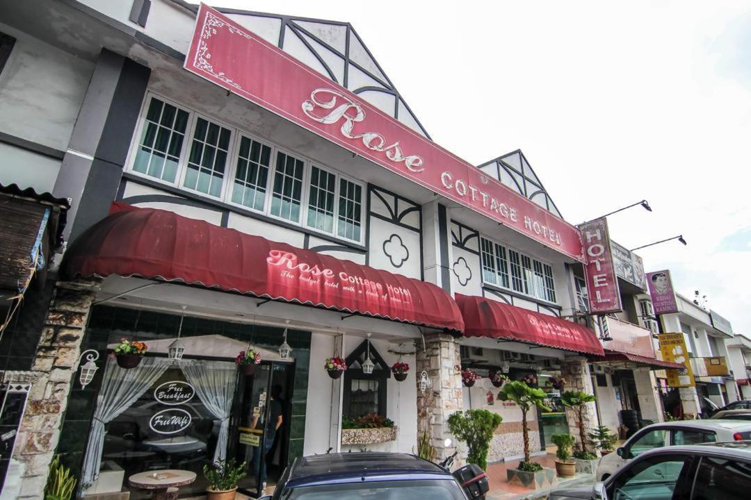 Rose Cottage Hotel Taman Daya Johor Bahru Exterior photo